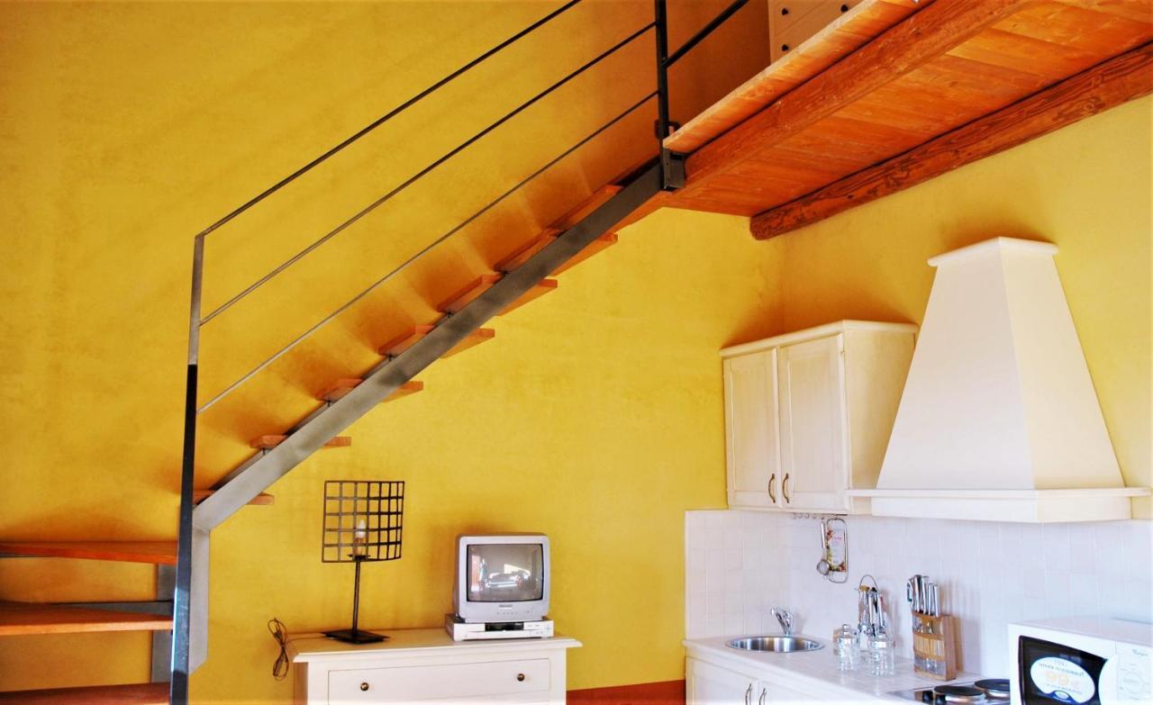 Bioagriturismo Antica Sena Milici Εξωτερικό φωτογραφία