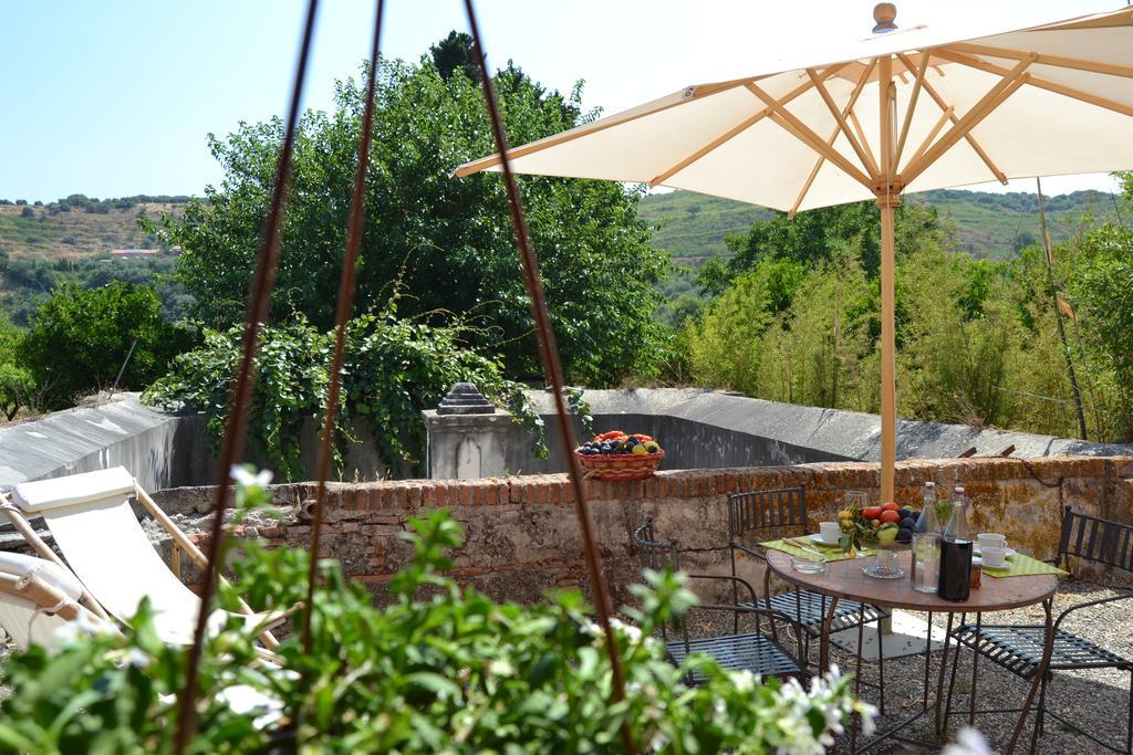 Bioagriturismo Antica Sena Milici Εξωτερικό φωτογραφία